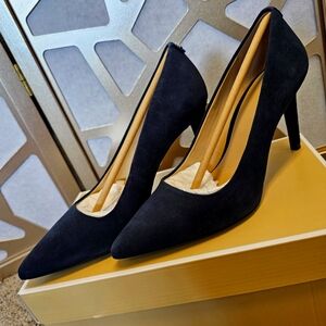 Michael Kors Dorothy Flex Pump 7.5